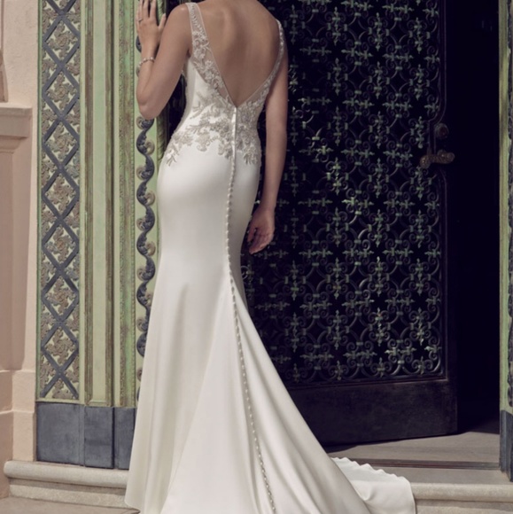 Casablanca 2202 Wedding Dress - Picture 2 of 5